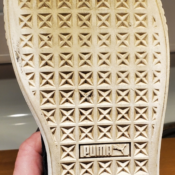 Puma Suede Women's Sneakers - Picture 2 of 10